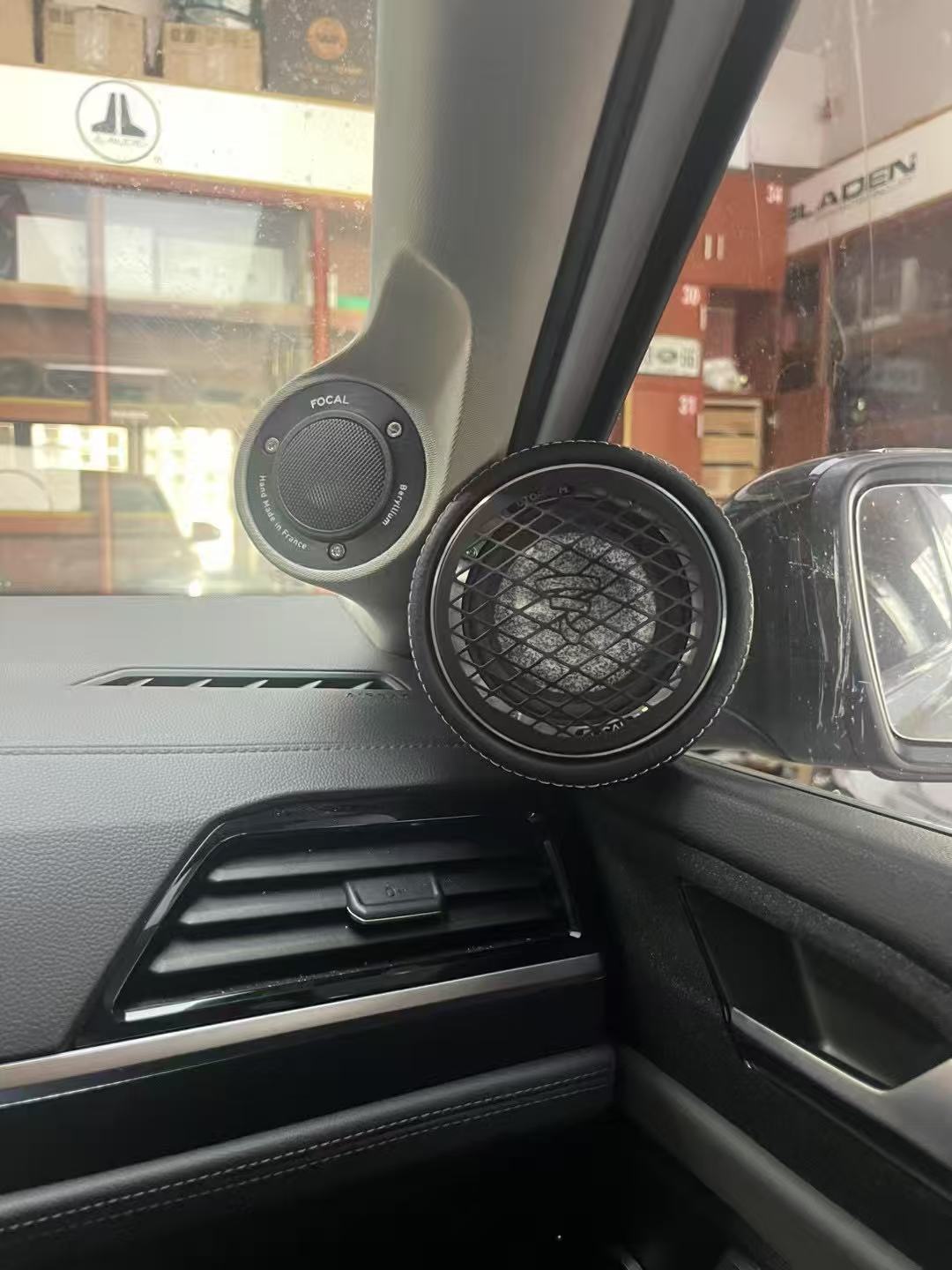 商务车全景声系统案例